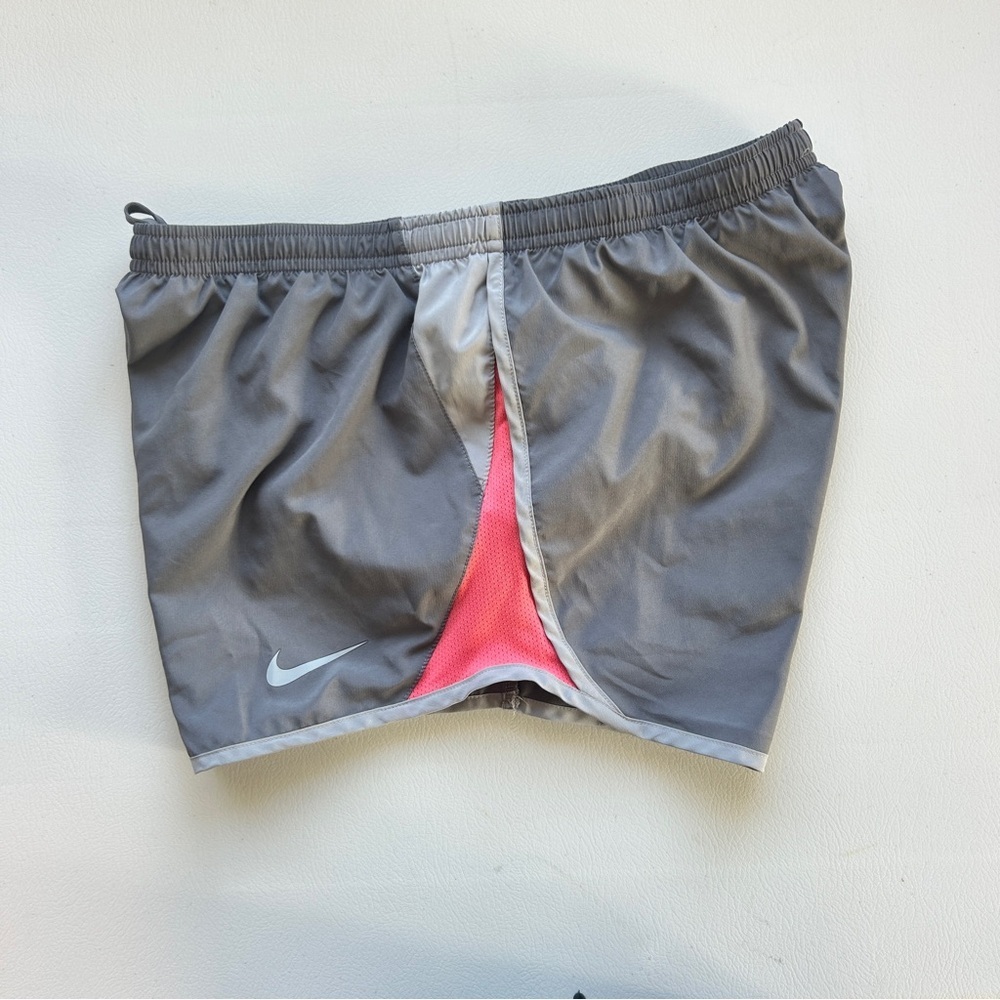 Nike Dri-Fit Y2K Gray and Pink Lined Running Shorts Size Medium